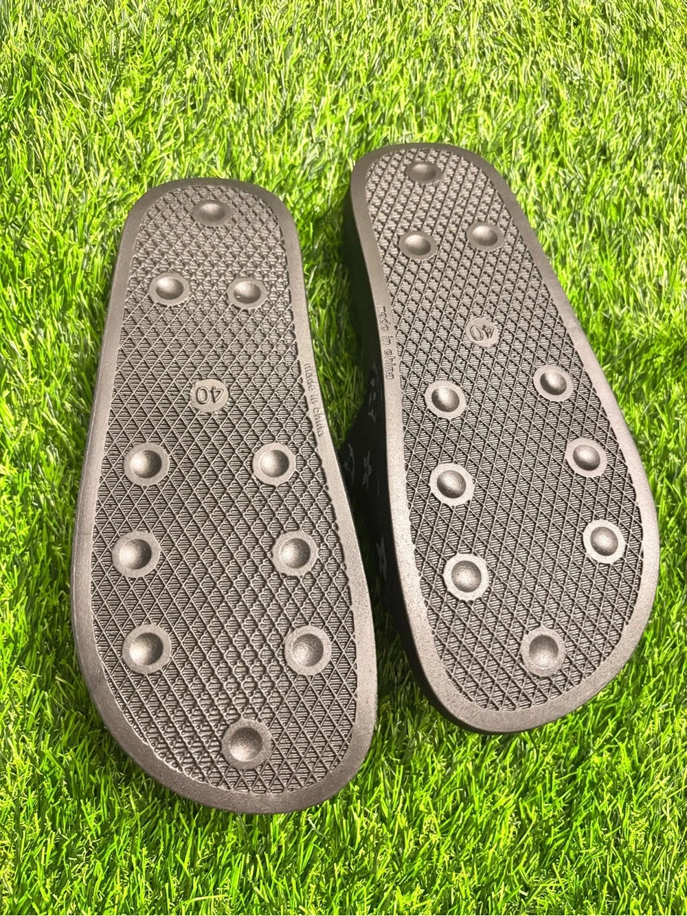 Kids Black Slide Sandals with White Floral Motif - Easy Slip-On size 40
